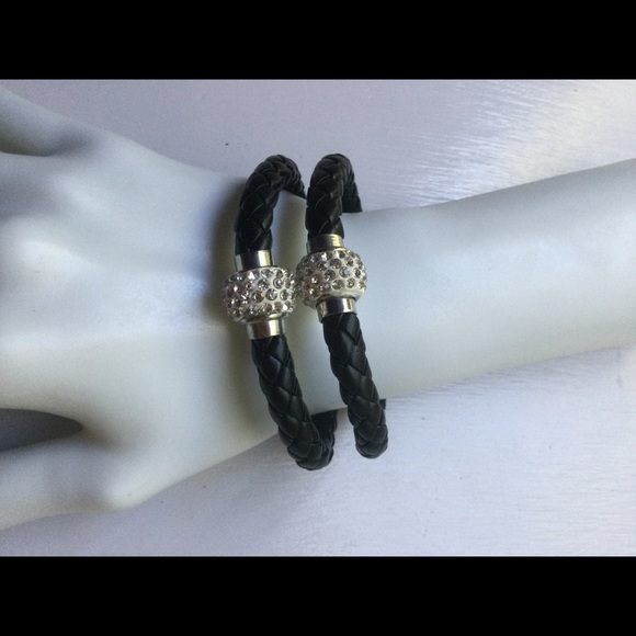 NWT Black Braided Leather Bracelet with Magnetic Rhinestone Inlay Clasp - Picture 4 of 7